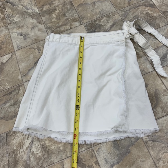 MADEWELL Raw Hem Denim Wrap Skirt - Picture 9 of 11